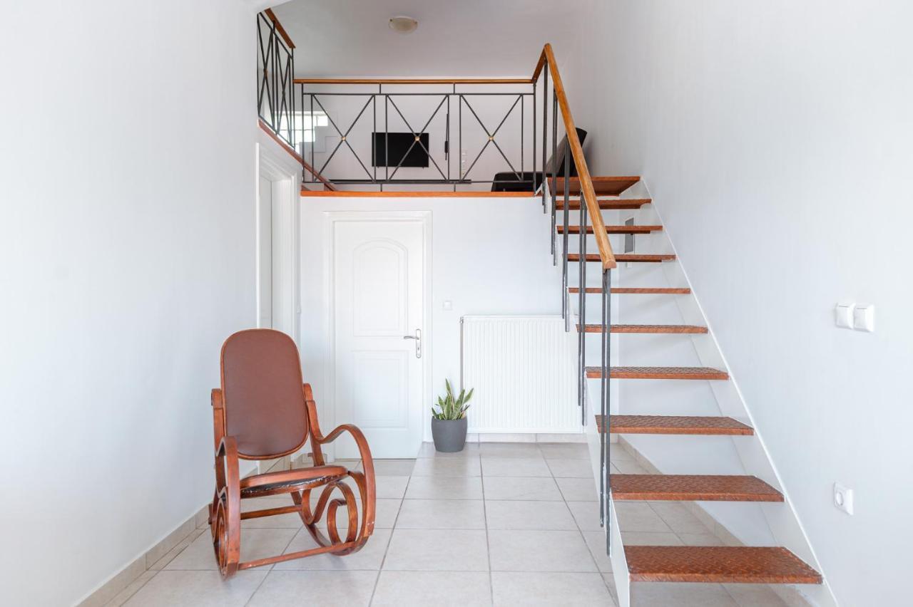 A&D Houses No3 Patras Exterior foto